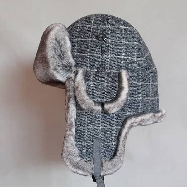 CHAPKA GRISE - La touche russe par excellence