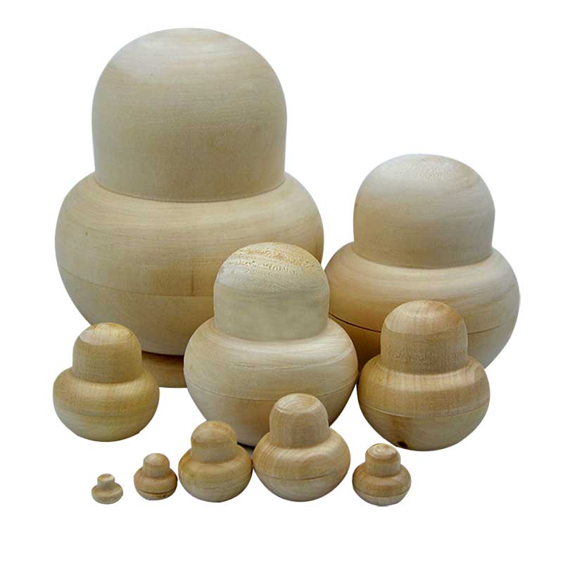 Poupée Russe à Peindre by NAOMI