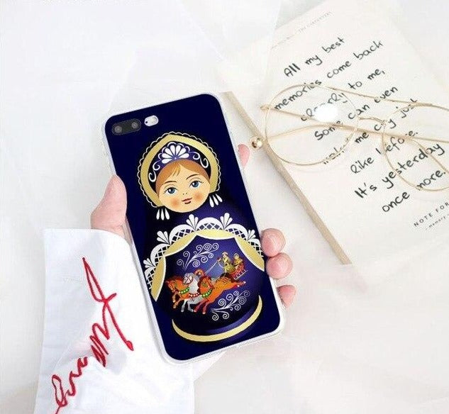 Coque pour Poupée Russe YASMINE by YASMINE.